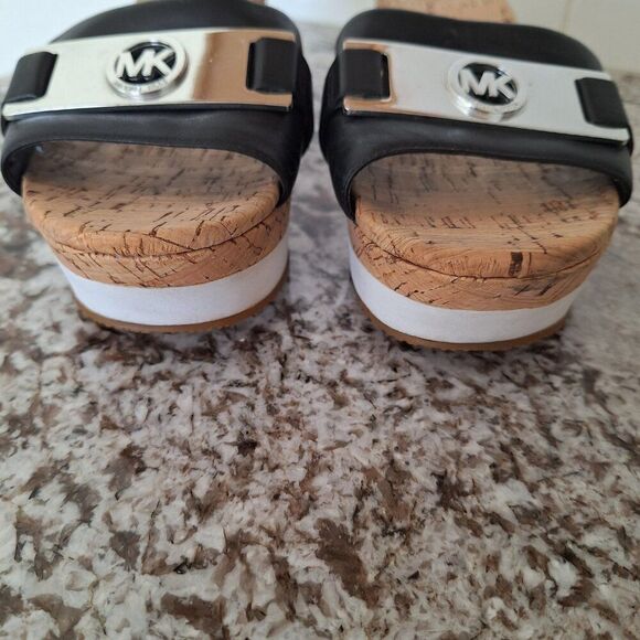 MICHAEL MICHAEL KORS // Warren Platform  Black Sandal  size 8M - Picture 2 of 8